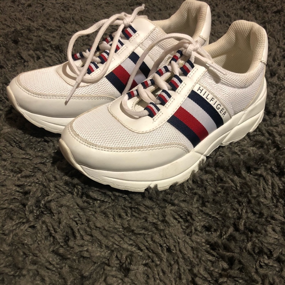 Women’s shoes size 6.5
